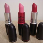 Vendendo maquiagem da M.A.C e da Victoria’s Secret